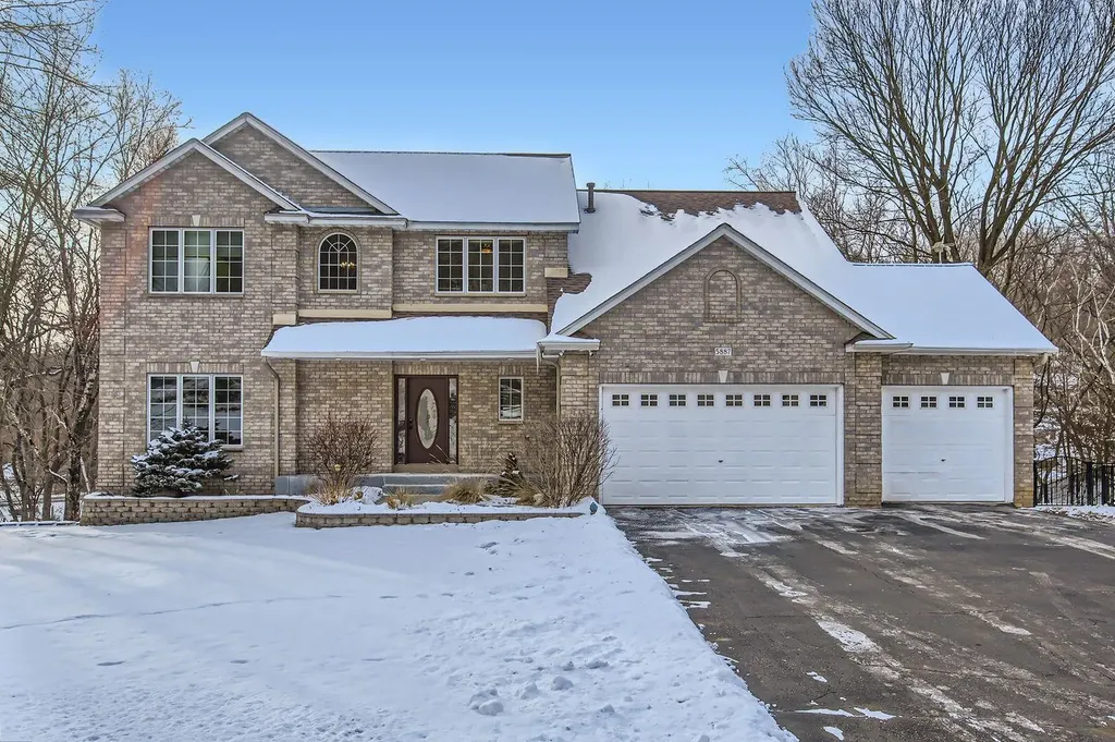 5887 Blackberry Bridge Path Inver Grove Heights MN 55076