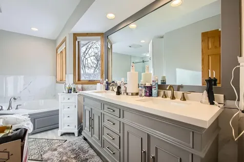 5887 Blackberry Bridge Path Inver Grove Heights MN 55076