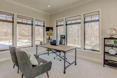 21 Cherrywood Circle North Oaks MN 55127