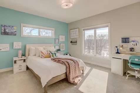 21 Cherrywood Circle North Oaks MN 55127