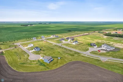 798 5th Avenue N Casselton ND 58012