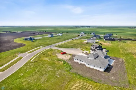 798 5th Avenue N Casselton ND 58012