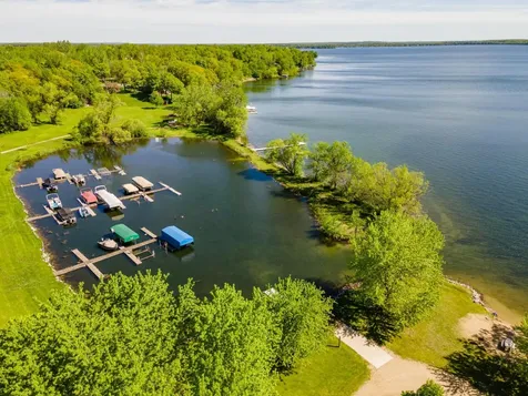 9032 Breezy Circle NW Alexandria MN 56308