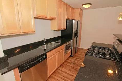 3120 Hennepin Avenue Minneapolis MN 55408