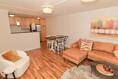 3120 Hennepin Avenue Minneapolis MN 55408