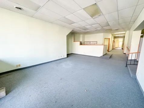 110 - 112 E Lincoln Avenue Fergus Falls MN 56537