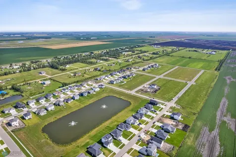 10242 73rd Street S Horace ND 58047