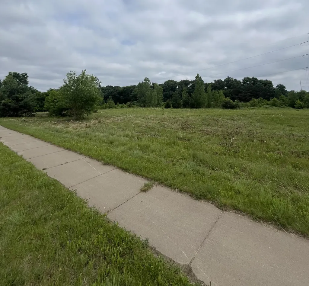 7920 Lake Drive Circle Pines MN 55014
