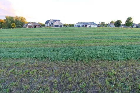 206 Highlands Blvd NE Melrose MN 56352