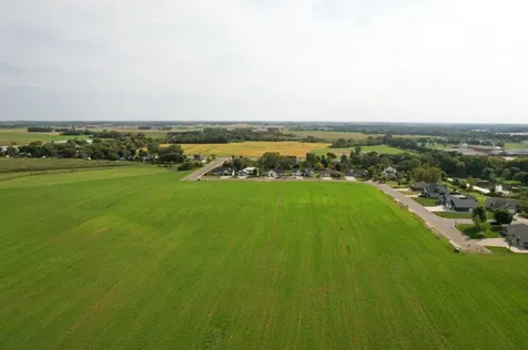 324 Highlands Blvd NE Melrose MN 56352