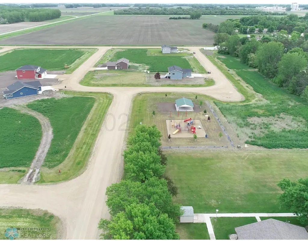 208 Pine Drive Hankinson ND 58041
