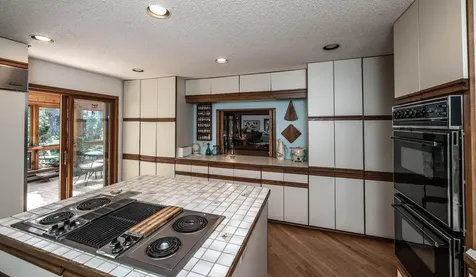 750 Mohican Lane Mendota Heights MN 55120