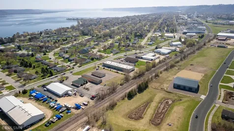 1215 N 7th Street Lake City MN 55041