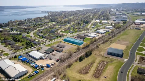 1215 N 7th Street Lake City MN 55041