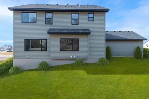 636 Parkside Court Eagan MN 55123