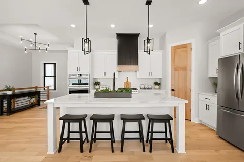 4927 Parkside Circle Eagan MN 55123