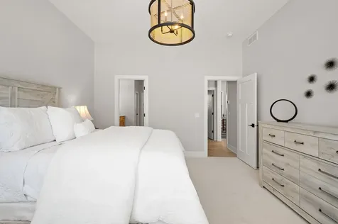 4927 Parkside Circle Eagan MN 55123