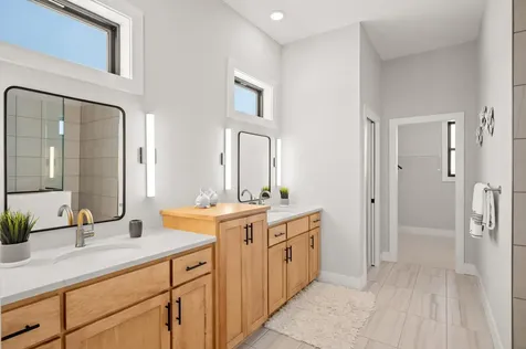 4927 Parkside Circle Eagan MN 55123