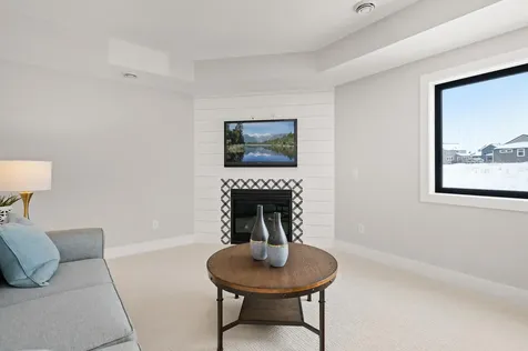 4927 Parkside Circle Eagan MN 55123