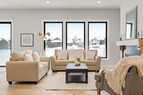 4927 Parkside Circle Eagan MN 55123