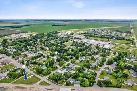 631 Norman Drive Kindred ND 58051