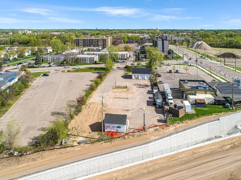 1102 2nd Street NE Hopkins MN 55343