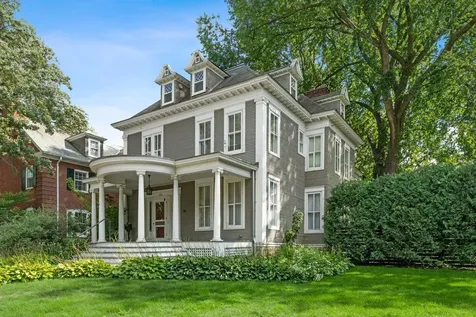 506 Summit Avenue Saint Paul MN 55102