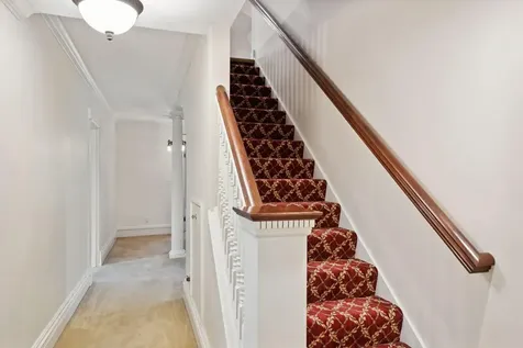 506 Summit Avenue Saint Paul MN 55102