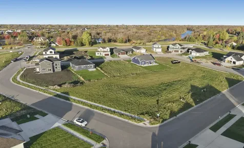 4704 Hampton Loop S Moorhead MN 56560