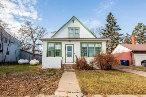 608 Ash Street Lisbon ND 58054