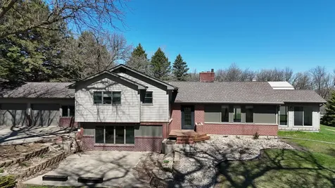 45722 County Road 15 Windom MN 56101
