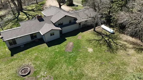 45722 County Road 15 Windom MN 56101