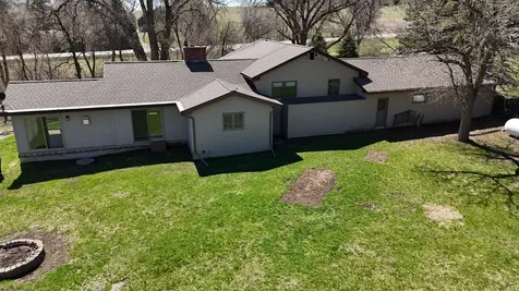 45722 County Road 15 Windom MN 56101