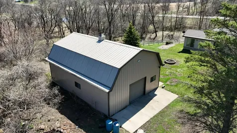 45722 County Road 15 Windom MN 56101