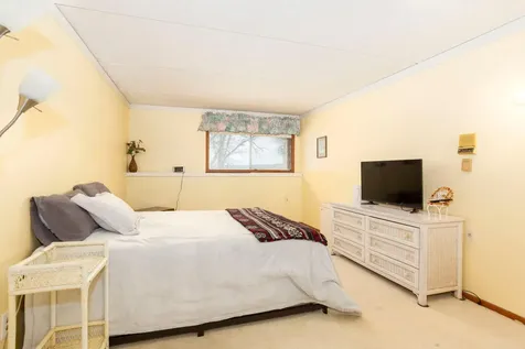 1516 Twin Springs Road Houlton WI 54082