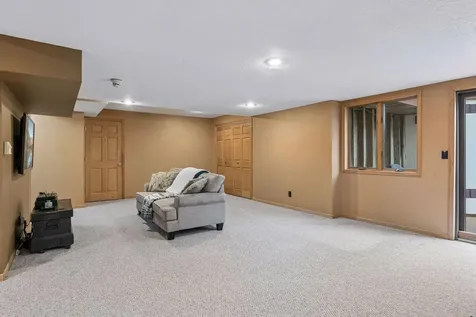 230 Plainview Drive River Falls WI 54022