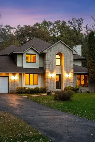 230 Plainview Drive River Falls WI 54022
