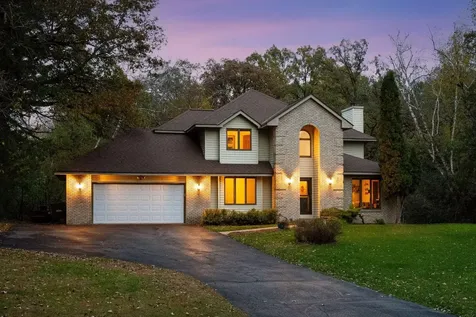 230 Plainview Drive River Falls WI 54022