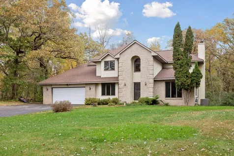 230 Plainview Drive River Falls WI 54022