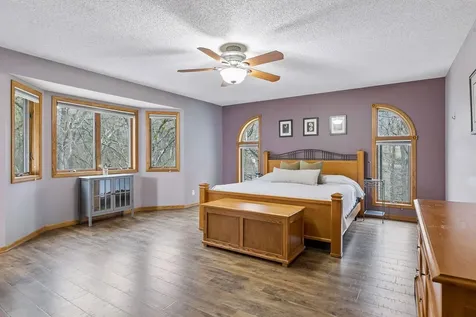 230 Plainview Drive River Falls WI 54022