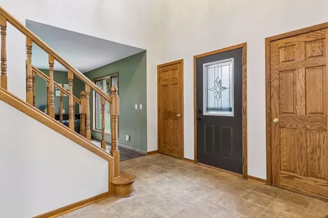 230 Plainview Drive River Falls WI 54022