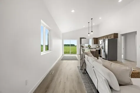 2533 38th Avenue S Moorhead MN 56560