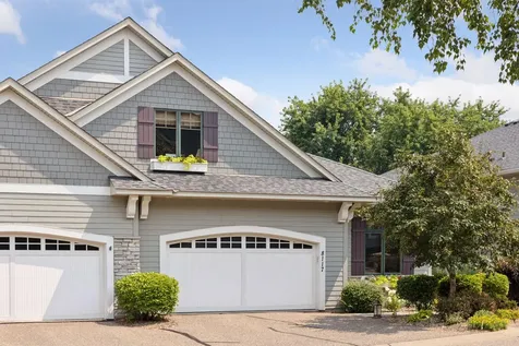 8117 Xerxes Circle Bloomington MN 55431