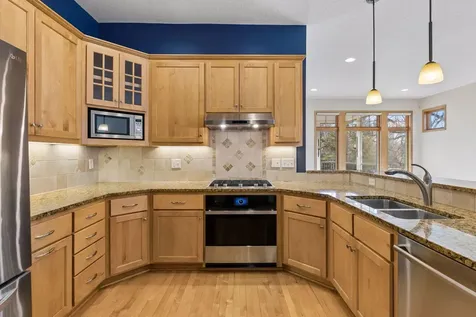8117 Xerxes Circle Bloomington MN 55431