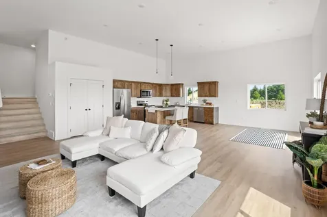 2611 38 Avenue S Moorhead MN 56560