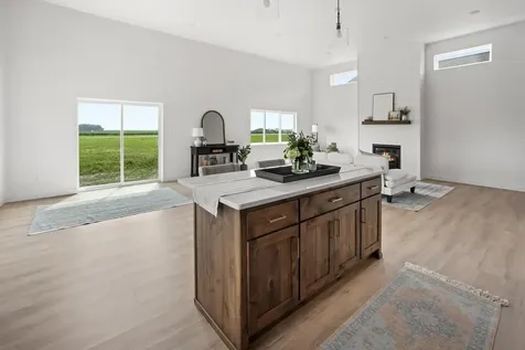 2611 38 Avenue S Moorhead MN 56560
