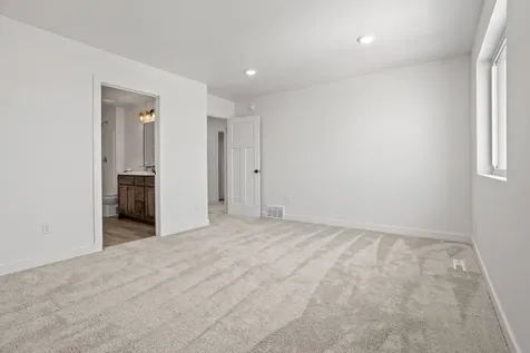 2611 38 Avenue S Moorhead MN 56560