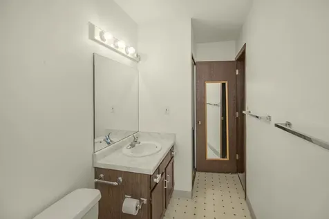 1181 Edgcumbe Road Saint Paul MN 55105
