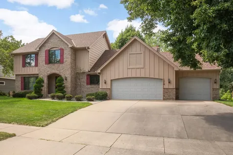 1318 W Royal Oaks Drive Shoreview MN 55126