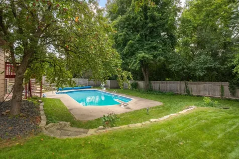 1318 W Royal Oaks Drive Shoreview MN 55126
